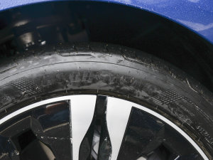 2023��C 350 eL ݆̥Ʒ��