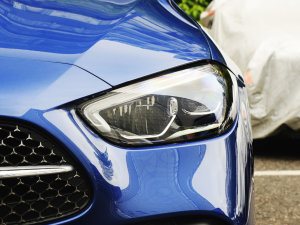 2023��C 350 eL �������^