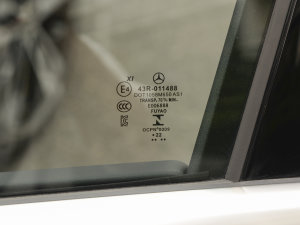 2023��C 350 eL �������^