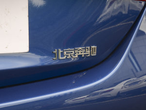 2023��C 350 eL �������^