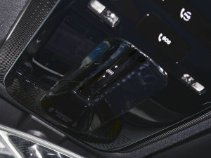 2023��C 350 eL �п؅^(q��)