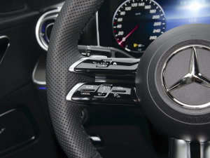 2023��C 350 eL �п؅^(q��)