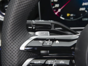 2023��C 350 eL �п؅^(q��)