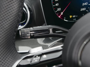 2023��C 350 eL �п؅^(q��)