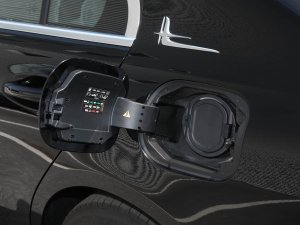 2023��Ŀ� C 350 eL �������^