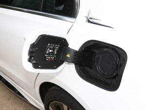 2023��Ŀ�� C 350 eL �������^