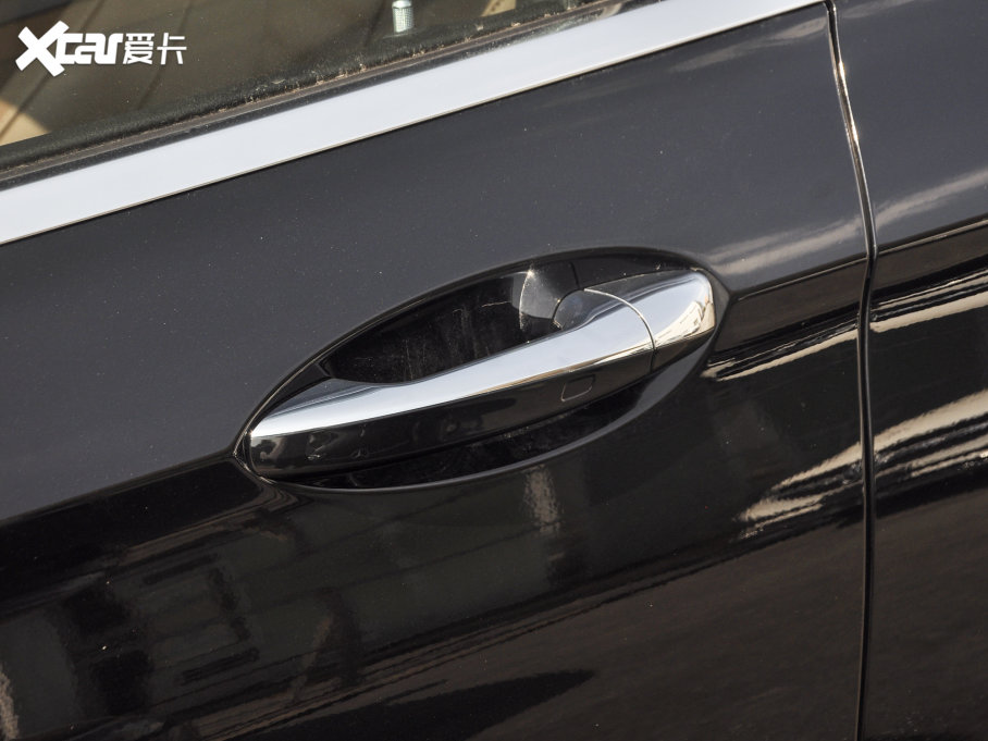 2023YE(j) E 300 L \(yn)(dng)r(sh)