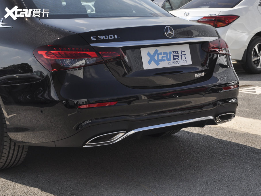 2023YE E 300 L \ӕr