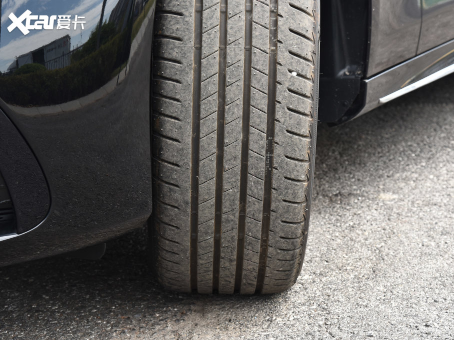 2023YE E 300 L \ӺA