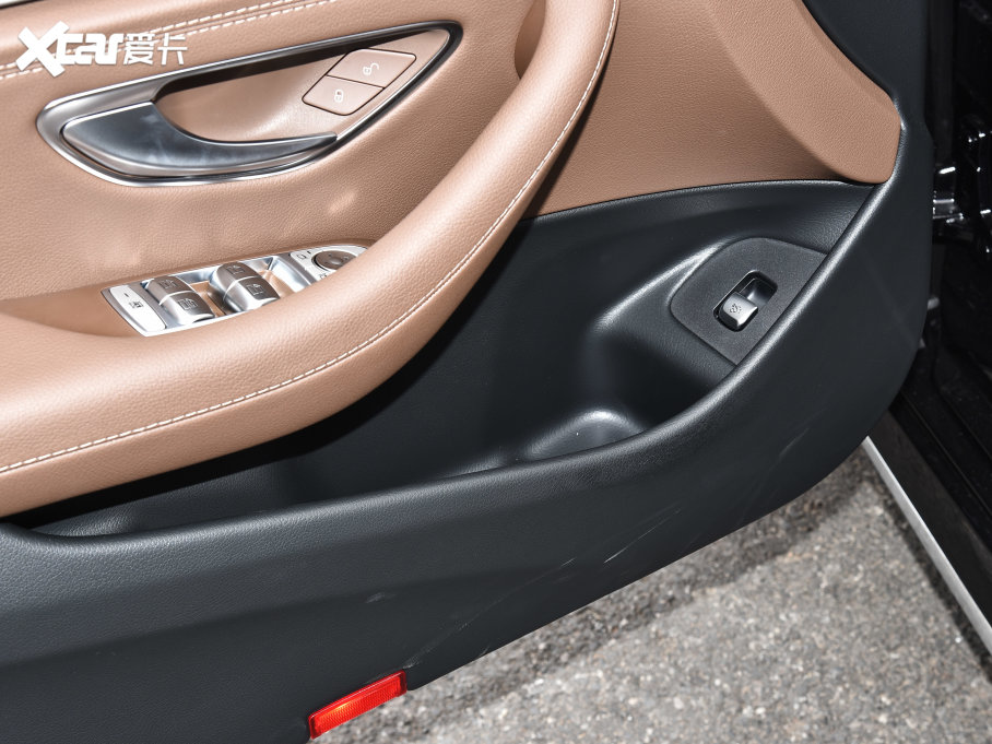 2023YE E 300 L \ӺA