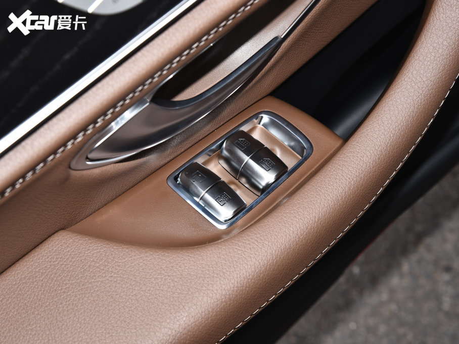 2023YE E 300 L \ӺA