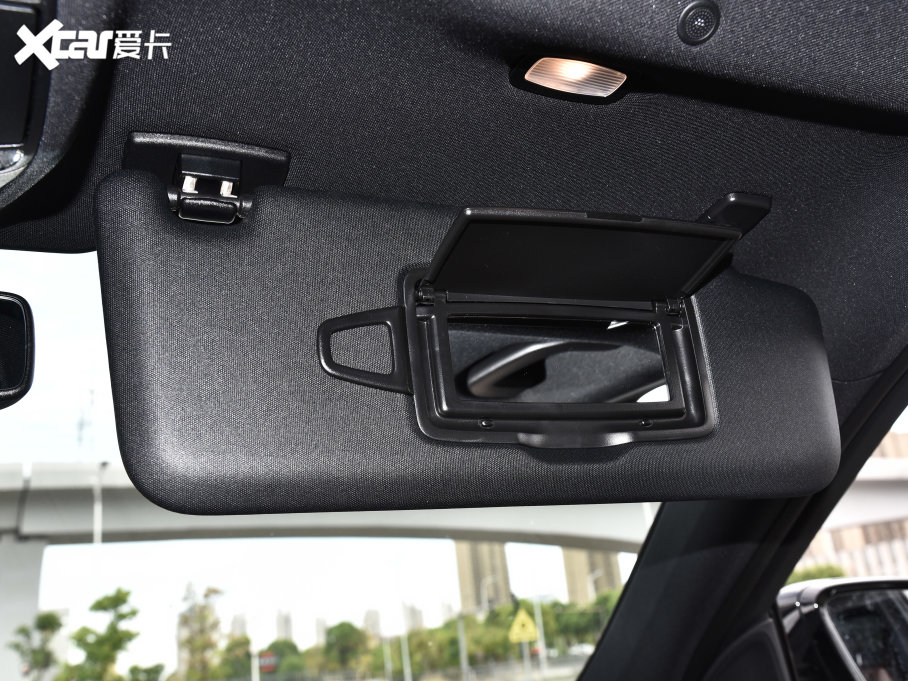 2023YE E 300 L \ӺA