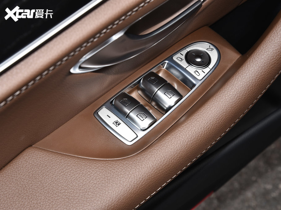 2023YE E 300 L \ӺA