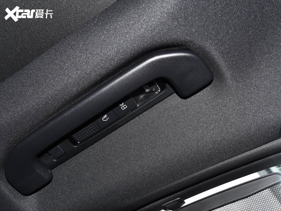 2023YE E 300 L \ӺA