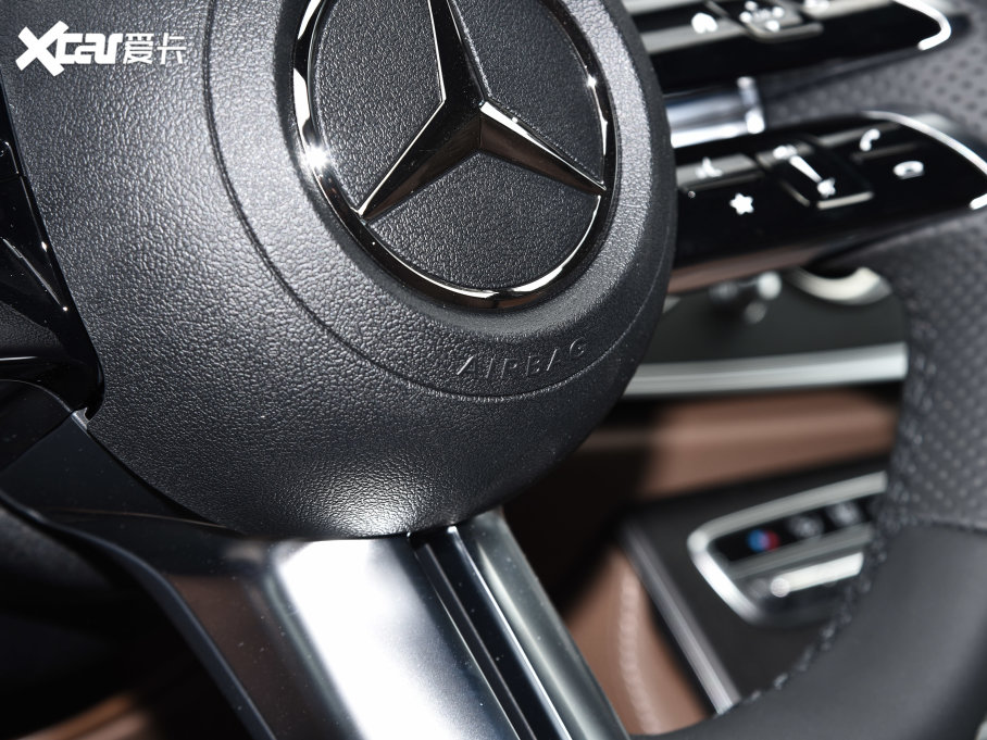 2023YE E 300 L \ӺA