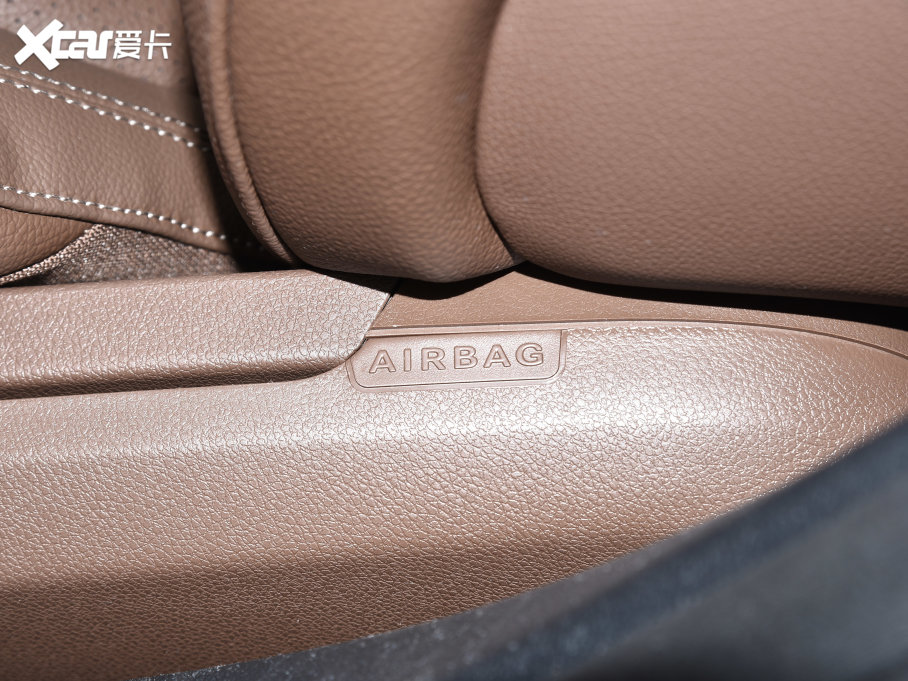 2023YE E 300 L \ӺA