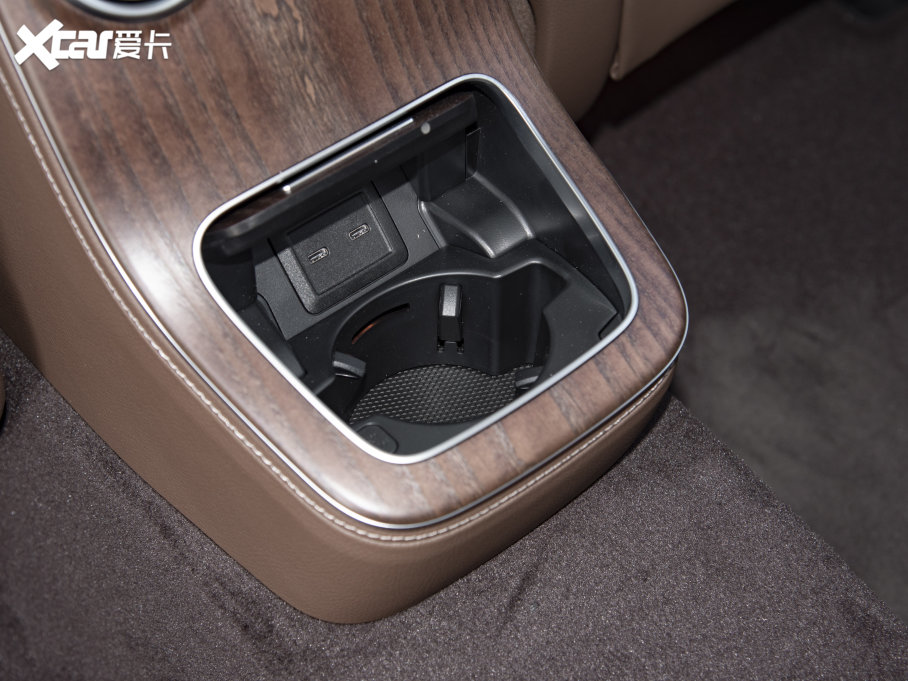 2023YE E 260L 4MATIC