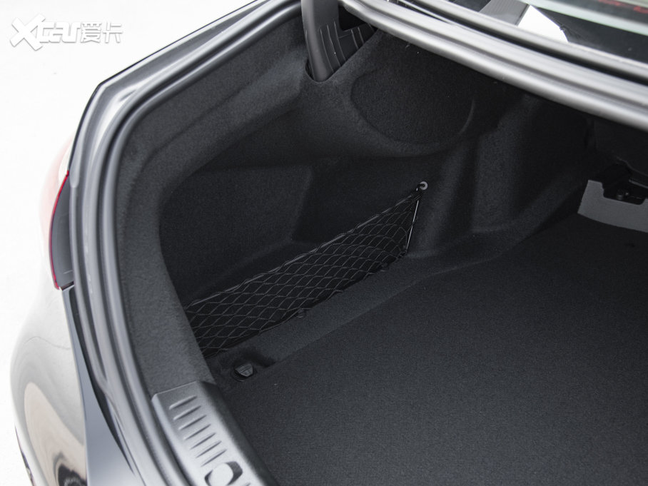 2023YE E 260L 4MATIC