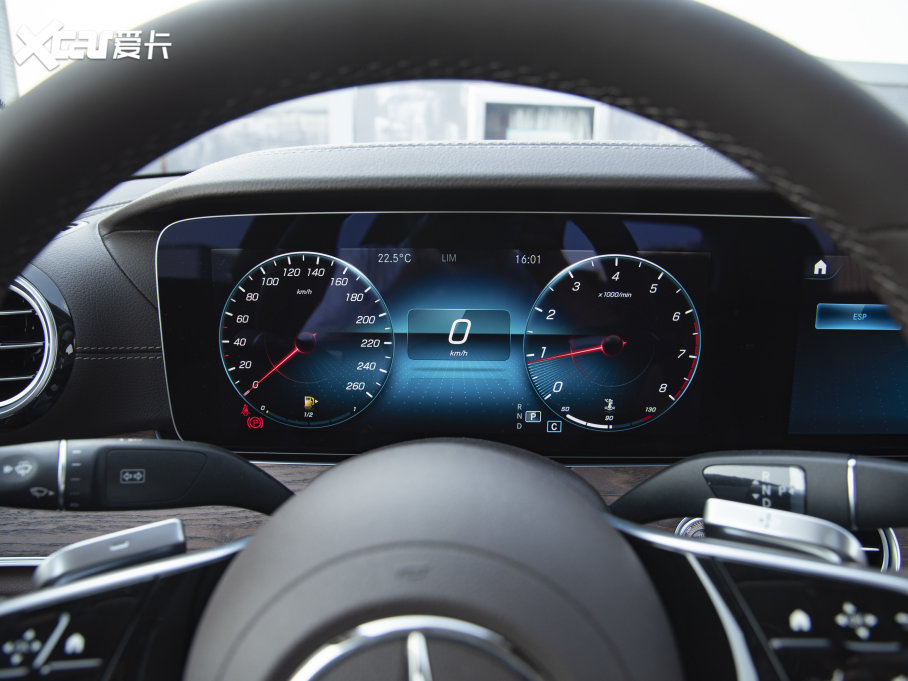 2023YE E 260L 4MATIC