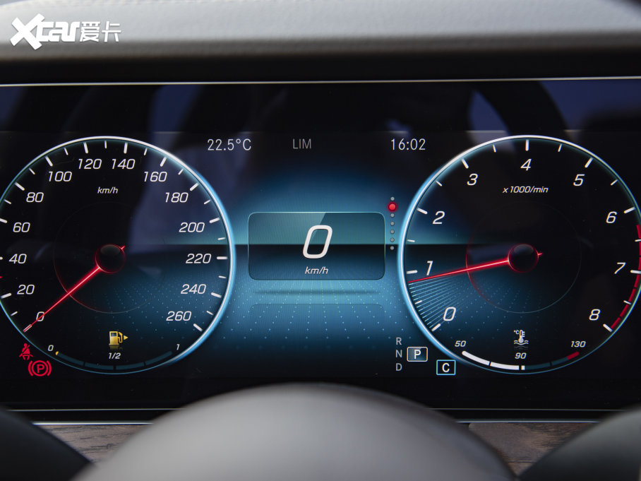 2023YE(j) E 260L 4MATIC