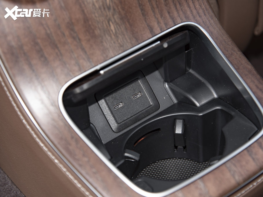 2023YE E 260L 4MATIC