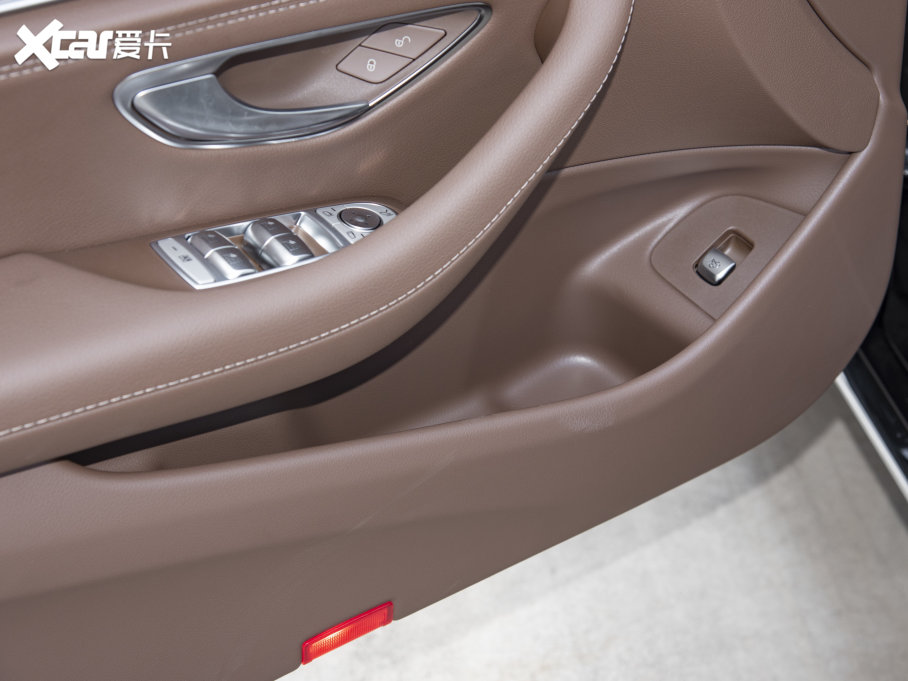 2023��YE�� E 260 L