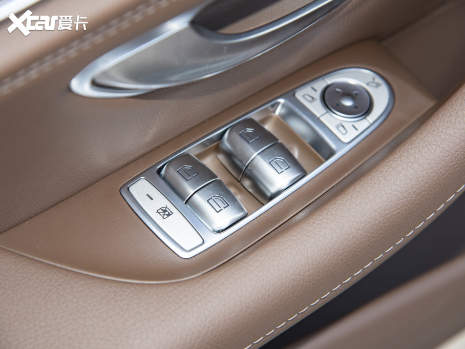 2023��YE�� E 260 L