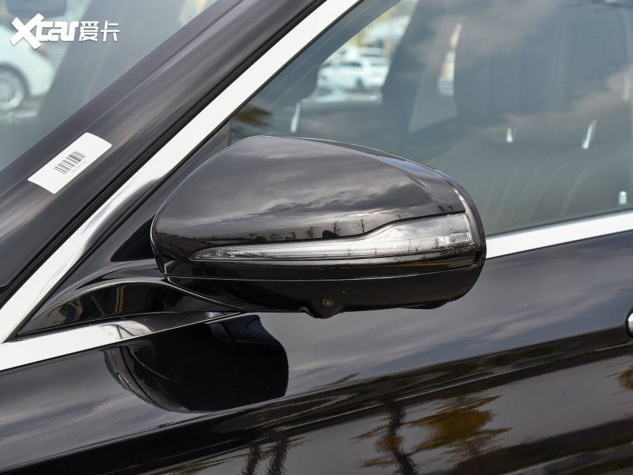 2023��YE�� E 300 L �r����