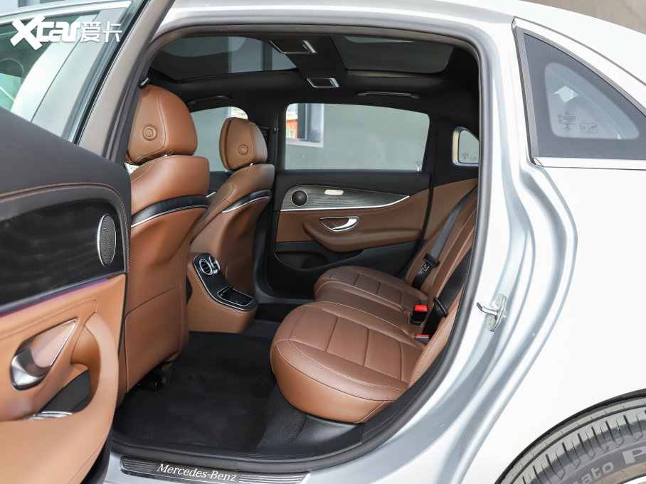 2023YE E 260 L \(yn)