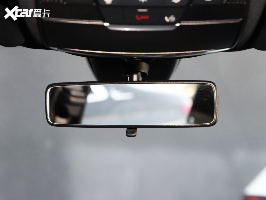 2023YE(j) E 260 L \(yn)(dng)