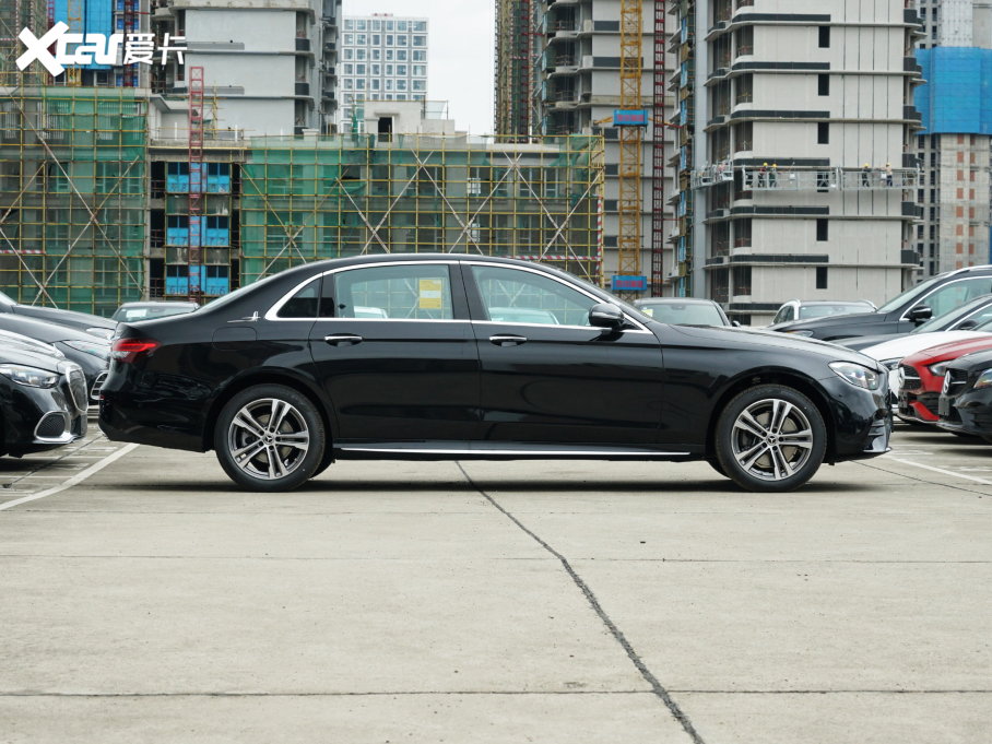 2023YE Ŀ E 260 L \ 4MATIC