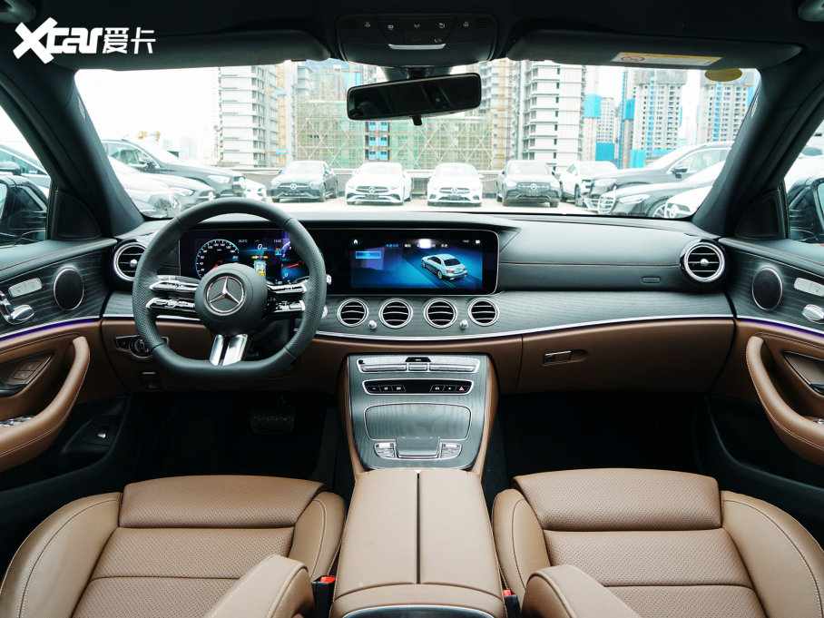 2023��YE�� �Ŀ� E 260 L �\���� 4MATIC