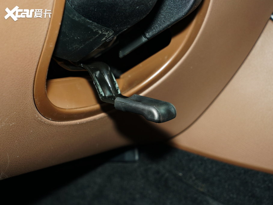 2023YE Ŀ E 260 L \ 4MATIC