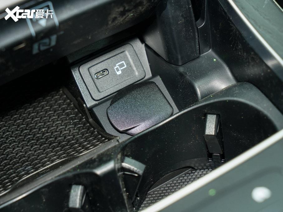 2023��YE�� �Ŀ� E 260 L �\(y��n)���� 4MATIC