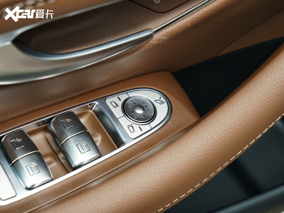 2023YE Ŀ E 260 L \ 4MATIC