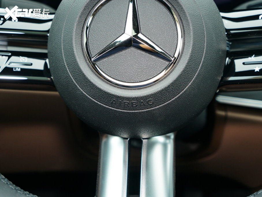 2023YE Ŀ E 260 L \ 4MATIC