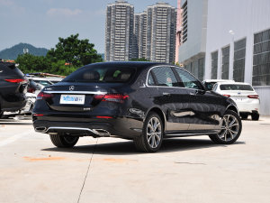 2023款E 300 L 运动时尚型 右后45度