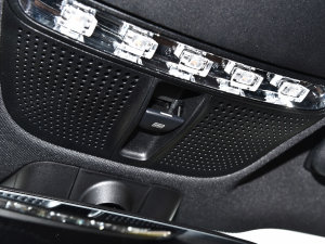 2023E 300 L \ӺA п؅^