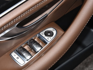 2023E 300 L \(yn)(dng)A п؅^(q)