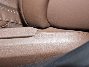 2023E 300 L \(yn)(dng)A п؅^(q)