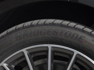 2023E 260L 4MATIC ݆̥Ʒ