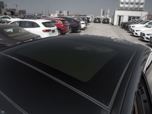 2023E 260L 4MATIC ܇