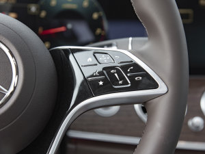 2023E 260L 4MATIC п؅^