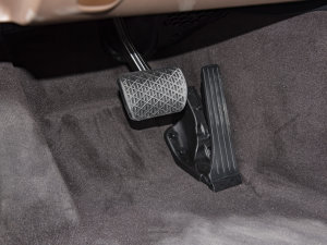 2023E 260L 4MATIC п؅^(q)