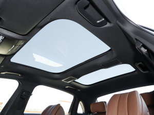 2023款E 260 L 运动型 天窗