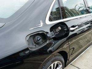 2023Ŀ E 260 L \ 4MATIC w