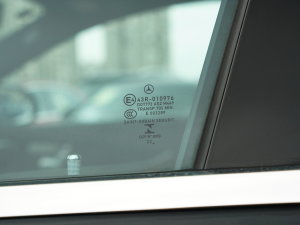 2023Ŀ E 260 L \ 4MATIC ^