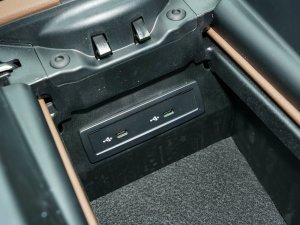 2023Ŀ E 260 L \ 4MATIC g