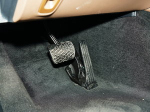 2023Ŀ E 260 L \(yn) 4MATIC п؅^(q)