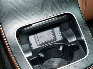 2023Ŀ E 260 L \(yn) 4MATIC п؅^(q)